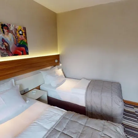 Mimi Hotel